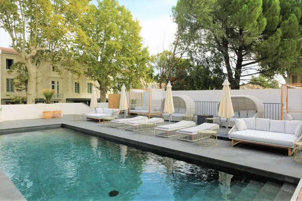 Hotel Le Saint Remy & Spa Luaran gambar